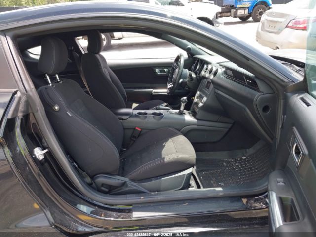 2022 FORD MUSTANG 1FA6P8TH1N5140385 Photo 4