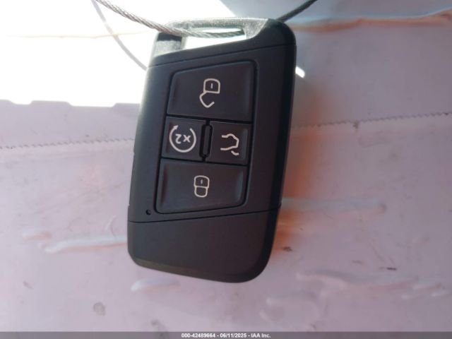 2018 VOLKSWAGEN ATLAS 1V2DP2CA1JC597297 Photo 10