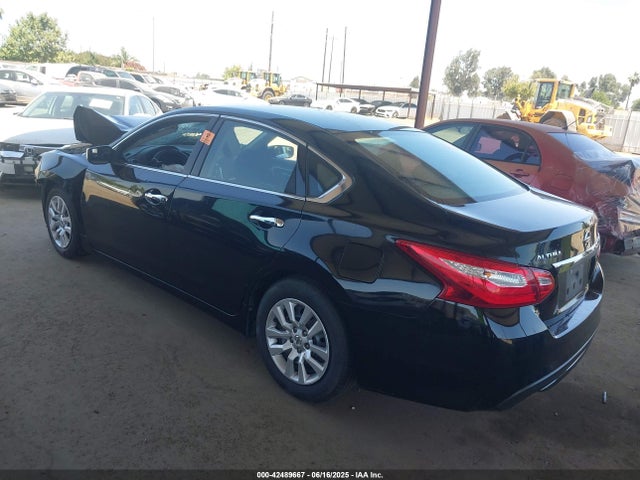 1N4AL3AP8HN302374 Nissan 2017