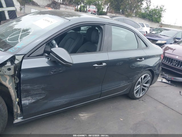 Audi 40 tfsi (2.0t) 2025 WAUGUDGY5SA061201 Image 19