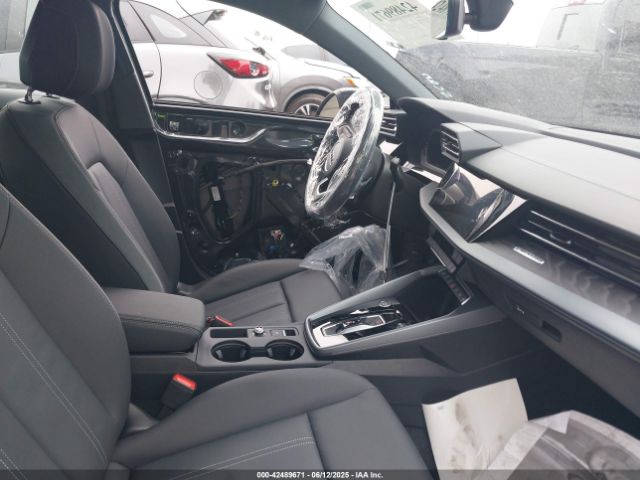 2025 AUDI A3 WAUGUDGY5SA061201 Photo 4