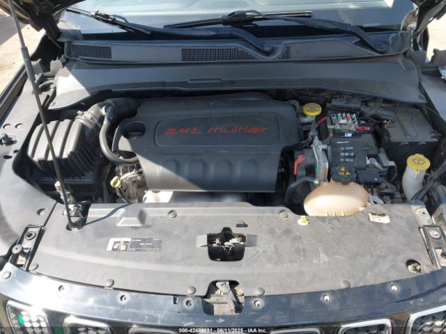 3C4NJDBB8KT729491 Jeep 2019
