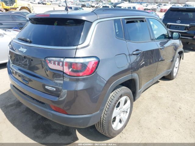 3C4NJDBB8KT729491 Jeep 2019