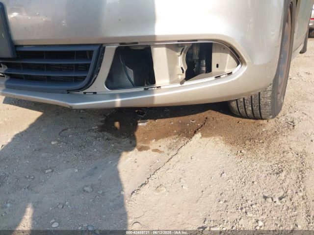 3VWD17AJ5EM273418 Volkswagen Jetta 1.8t Se