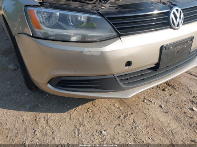 3VWD17AJ5EM273418 Volkswagen Jetta 1.8t Se