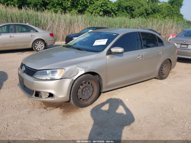 3VWD17AJ5EM273418 Volkswagen Jetta 1.8t Se
