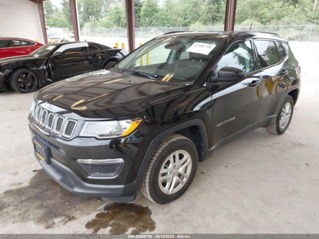 3C4NJCAB9JT345343 Jeep 2018