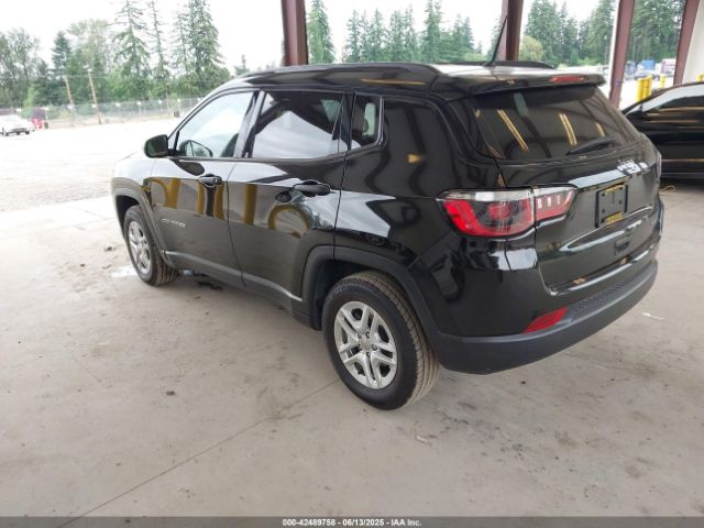 3C4NJCAB9JT345343 Jeep 2018