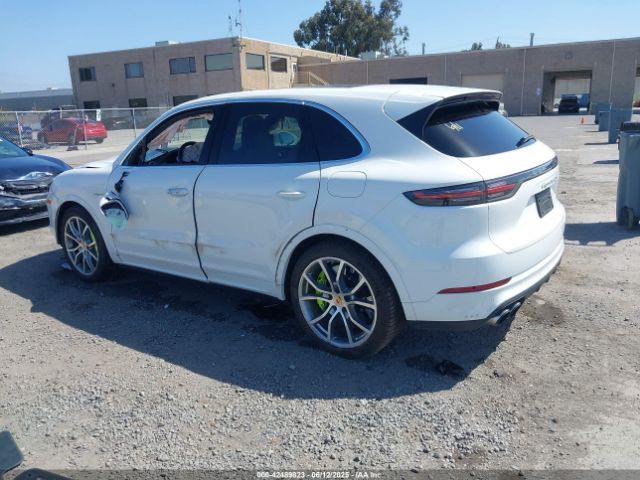 2020 PORSCHE CAYENNE E-HYBRID WP1AH2AY3LDA44115 Photo 2