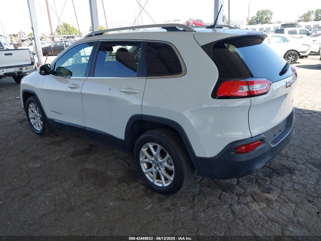 1C4PJLCB3HW516971 Jeep 2017