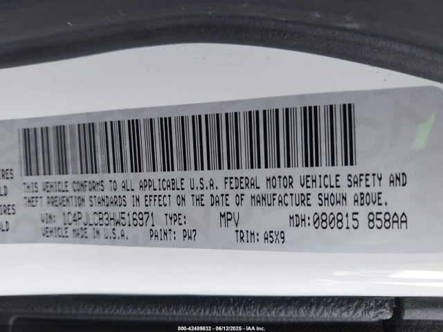 1C4PJLCB3HW516971 Jeep 2017