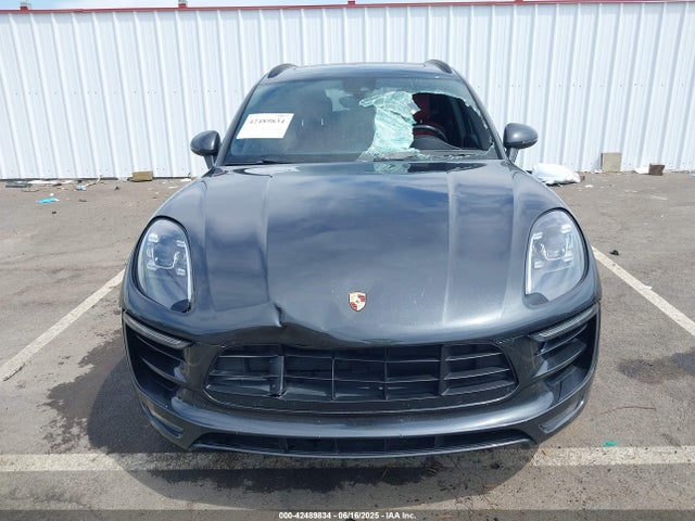 Porsche 2018 2018 WP1AG2A56JLB63532 Image 12