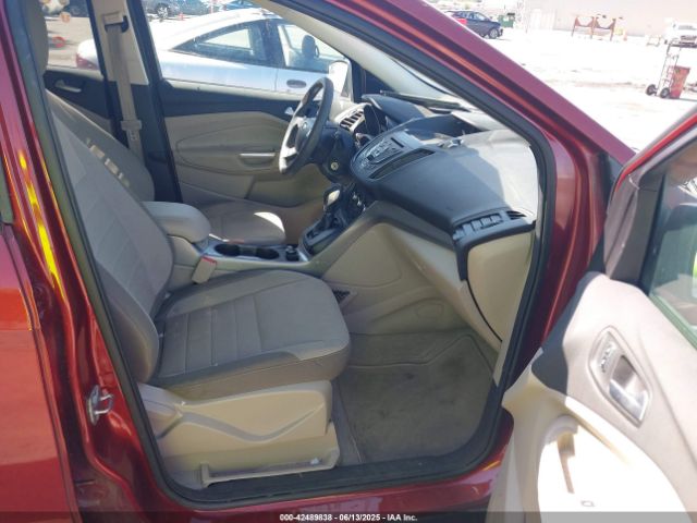 1FMCU9GXXGUB87240 Ford ESCAPE SE