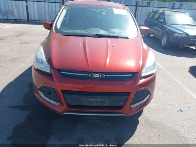 1FMCU9GXXGUB87240 Ford ESCAPE SE