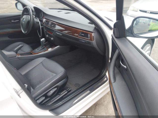 2011 BMW 328I WBAPH5C58BA447908 Photo 4