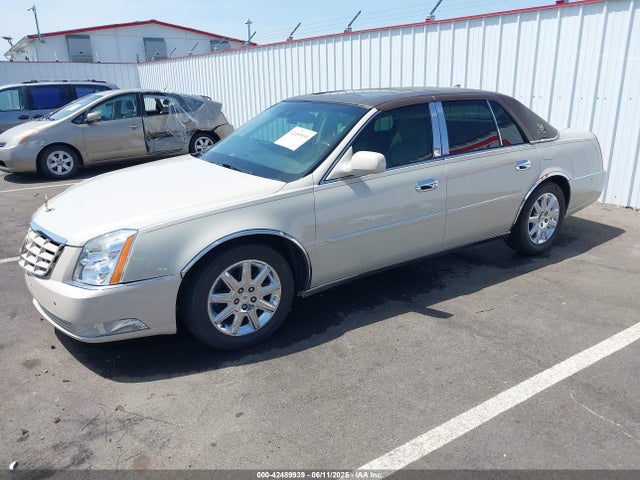 2010 CADILLAC DTS 1G6KH5EY2AU121204 Photo 1