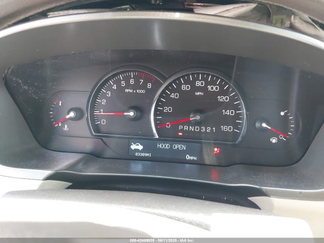 2010 CADILLAC DTS 1G6KH5EY2AU121204 Photo 6