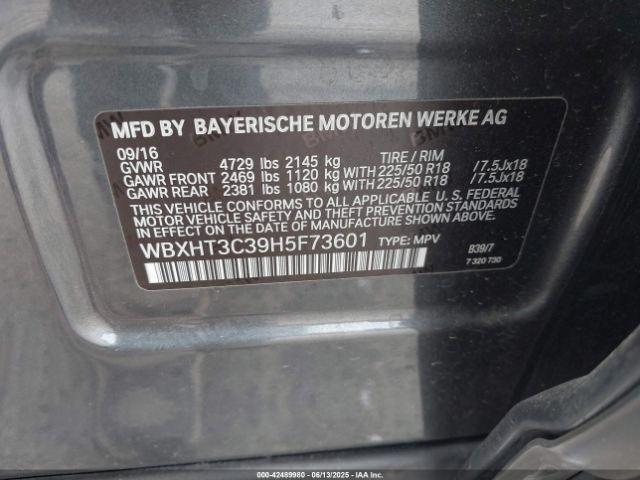 2017 BMW X1 WBXHT3C39H5F73601 Photo 8