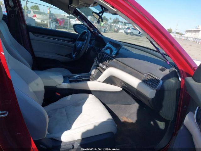 2018 HONDA ACCORD HYBRID 1HGCV3F12JA015807 Photo 4