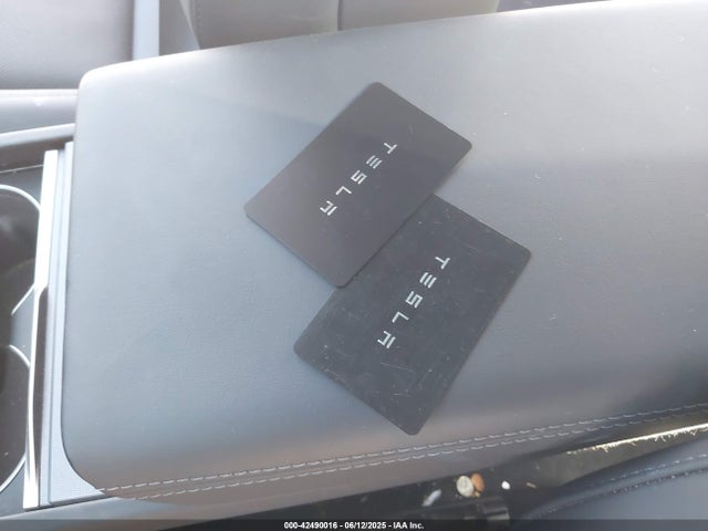 2025 TESLA MODEL 3 5YJ3E1EB8SF887317 Photo 10