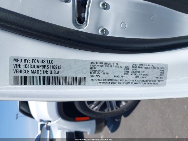 1C4SJUAP9RS110913 Jeep 2024