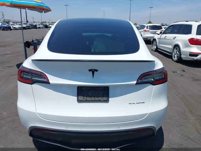 5YJYGDEE9MF269633 Tesla Model Y