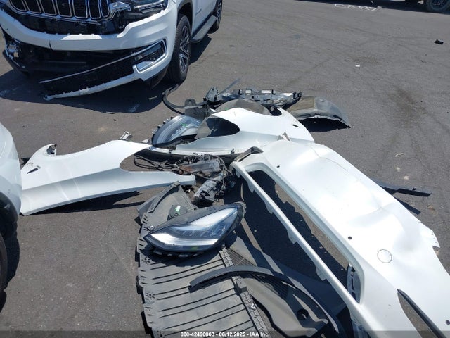 5YJYGDEE9MF269633 Tesla Model Y