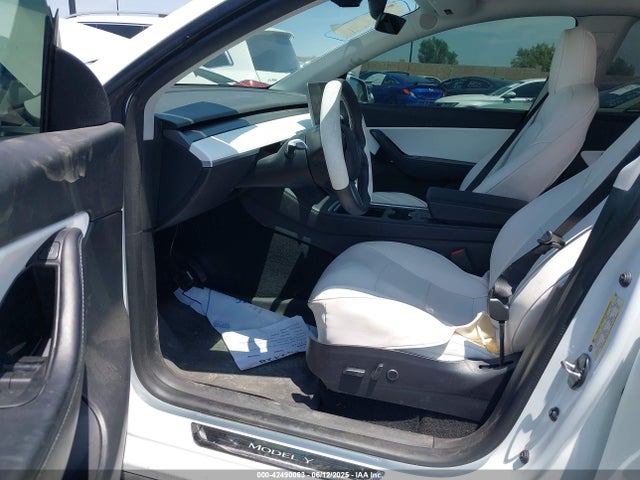 5YJYGDEE9MF269633 Tesla Model Y