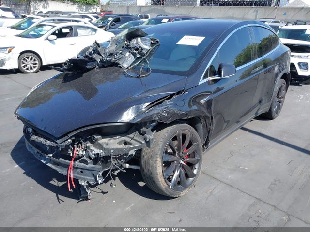 2018 TESLA MODEL X 5YJXCBE40JF113060 Photo 1
