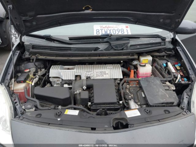 JTDKN3DU6F1977249 Toyota Prius Two