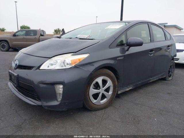 JTDKN3DU6F1977249 Toyota Prius Two