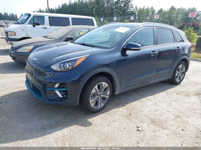 KNDCE3LG6N5145854 KIA Niro