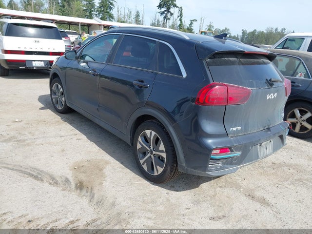 KNDCE3LG6N5145854 KIA Niro