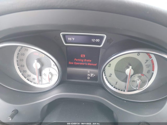 WDDSJ4EB5GN316147 Mercedes-Benz CLA-Class