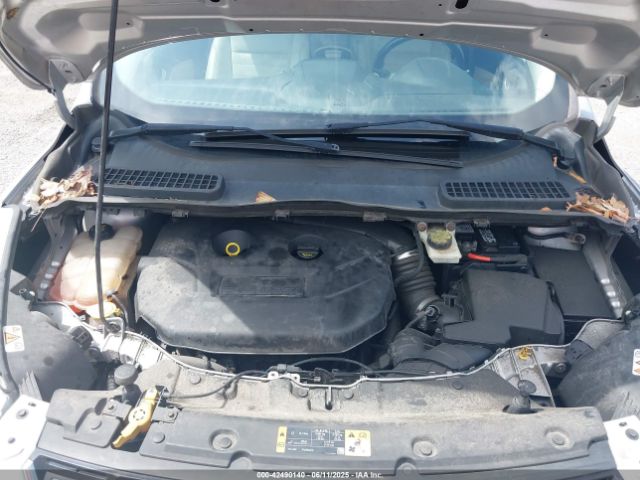 1FMCU0J90EUE46918 Ford Escape Titanium