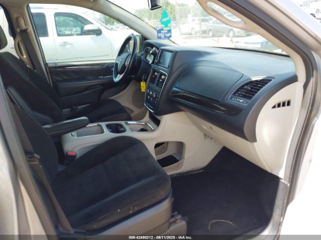 2C4RDGCG3GR347772 Dodge Grand Caravan Sxt