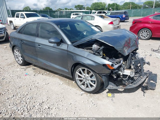 2016 AUDI A3 WAUA7GFF5G1058305 Photo 0