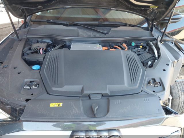 2024 AUDI Q8 E-TRON WA15AAGE2RB033698 Photo 9