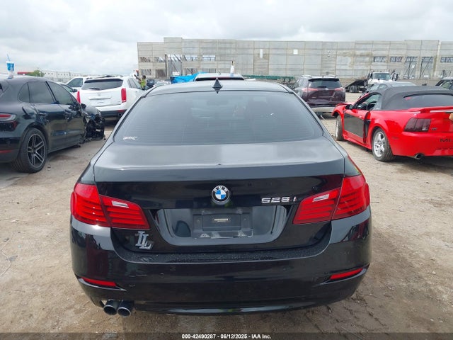 WBA5A5C55GG351220 BMW 528I