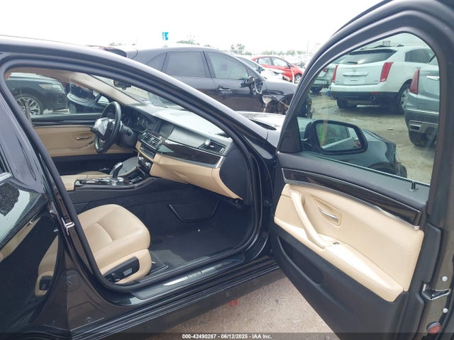 WBA5A5C55GG351220 BMW 528I