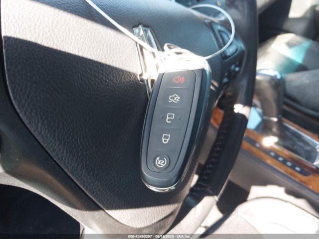 1LNHL9DK0EG606340 Lincoln MKS