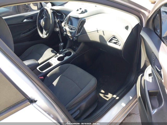 1G1BJ5SMXK7104713 Chevrolet Cruze Cvt (fleet Orders Only)