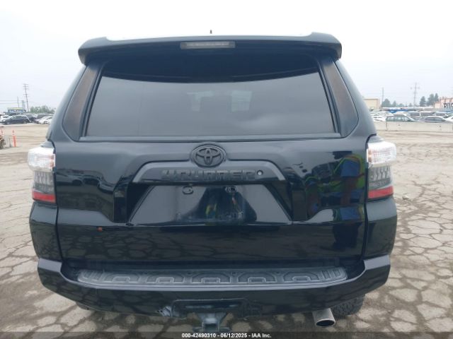 JTEZU5JR8H5159090 Toyota 4RUNNER SR5