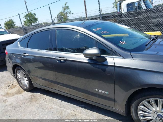3FA6P0UU8GR405056 Ford Fusion