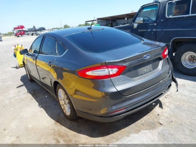 3FA6P0UU8GR405056 Ford Fusion