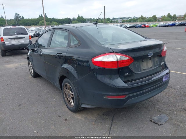 Ford FIESTA SE 2018 3FADP4BJ3JM121944 Image 3