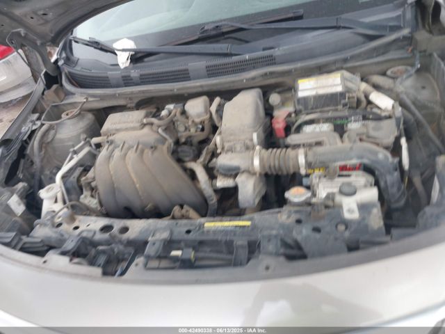 3N1CN7AP7GL890158 Nissan 2016
