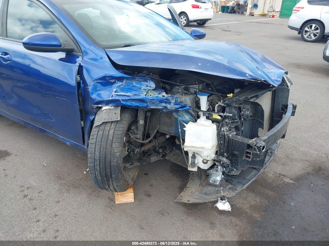 3KPF34AD1KE042987 KIA mpi nu