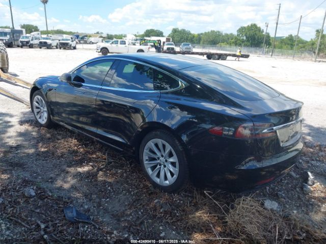 2017 TESLA MODEL S 5YJSA1E13HF199359 Photo 2