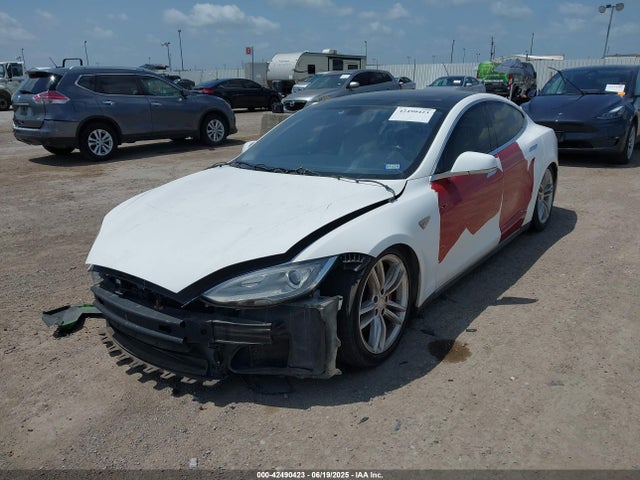 2013 TESLA MODEL S 5YJSA1CP3DFP28634 Photo 1